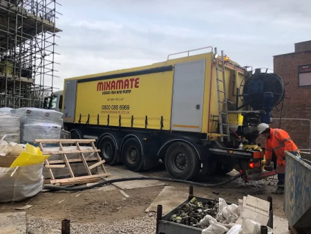 Dry screed truck London